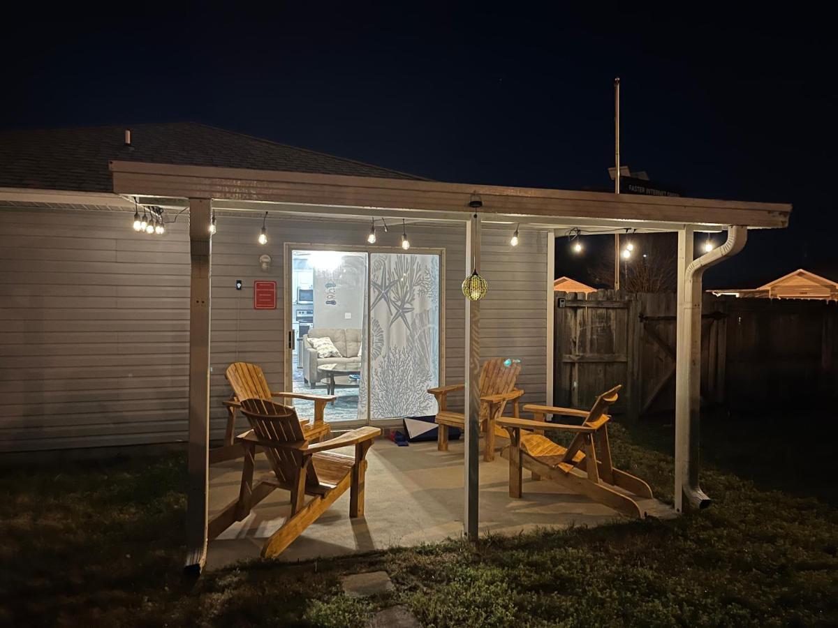 Sea Breeze Retreat Villa Navarre Exterior photo